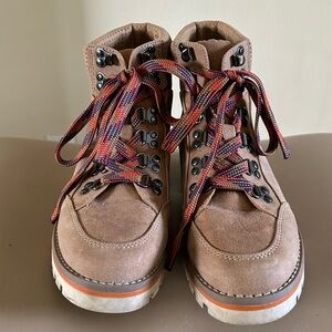 Crown Vintage boots size 5.5